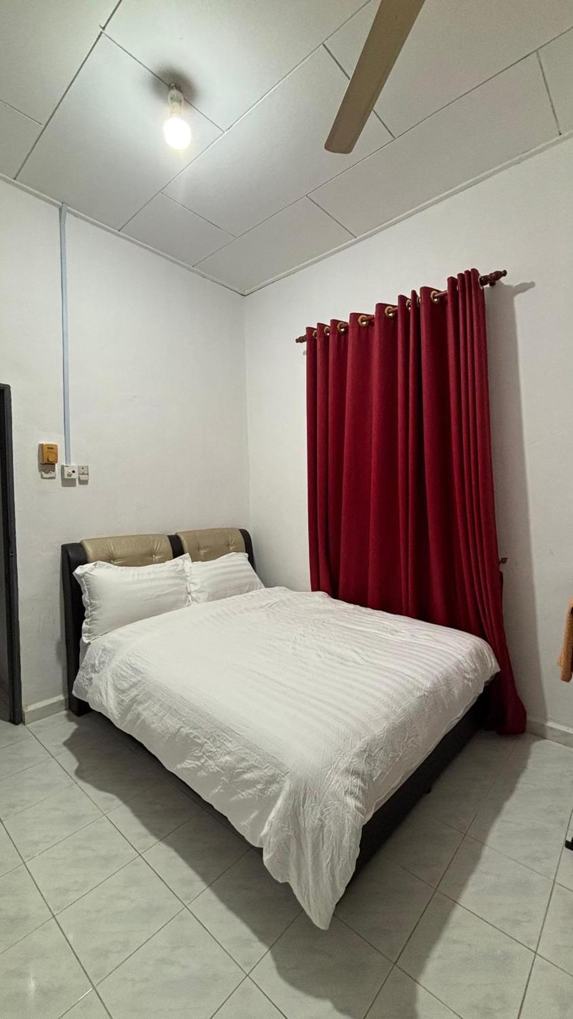 D'Bali Homestay - Private Swimming Pool, Netflix, Internet Wifi ,Cuckoo, Internet Wifi , Dryer, Washing Machine, Aircond Setiap Bilik & Ruang Tamu Pasir Puteh Ngoại thất bức ảnh